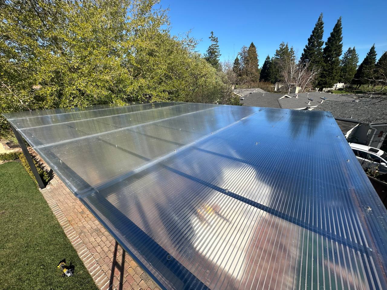5/8 in. (16 mm) 48 in. x 288 in. Polycarbonate Clear triple-wall hollow sheet